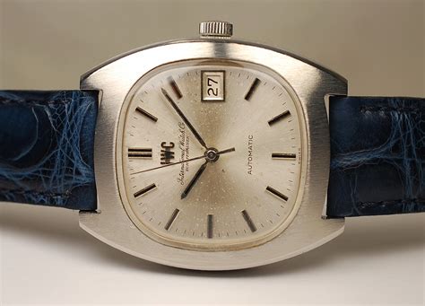 orologio iwc elettro meccanico acciaio anni 90|Acquista orologi IWC Acciaio su Chrono24.